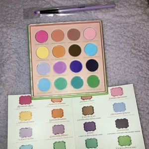 Rare Sigma Crème De Couture macaroon palette